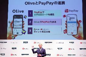 Sumitomo Mitsui FG and SoftBank tie up for personal settlement services